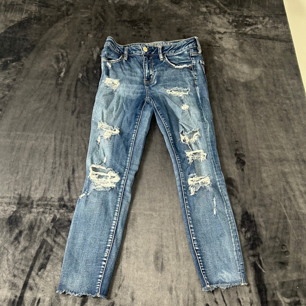 American Eagle‎ Super Stretch Jeans Womens 2 Blue Distressed Raw Hem Skinny